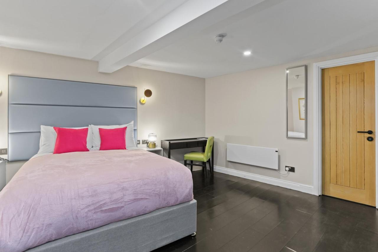 London'S Boutique Studio Exterior foto